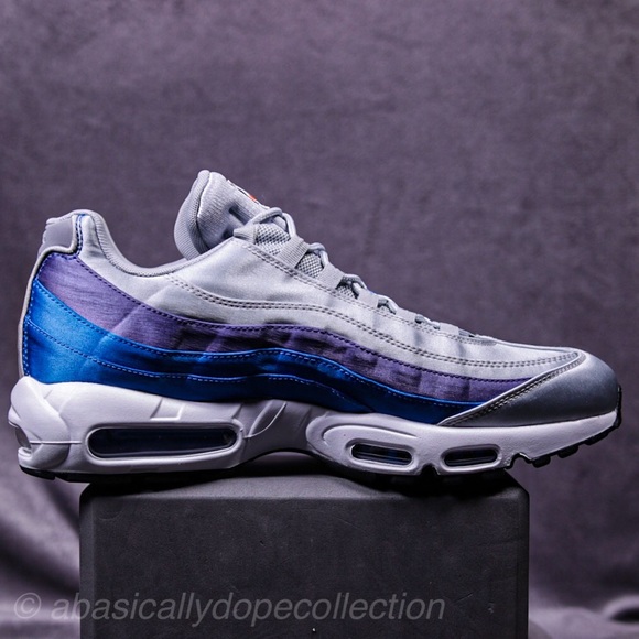 Nike Air Max 95 Pinwheel - Picture 3 of 8